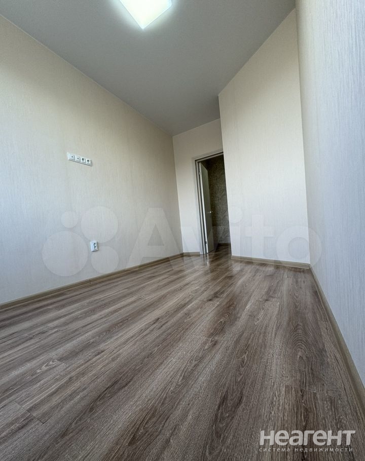 Продается 1-комнатная квартира, 30 м²