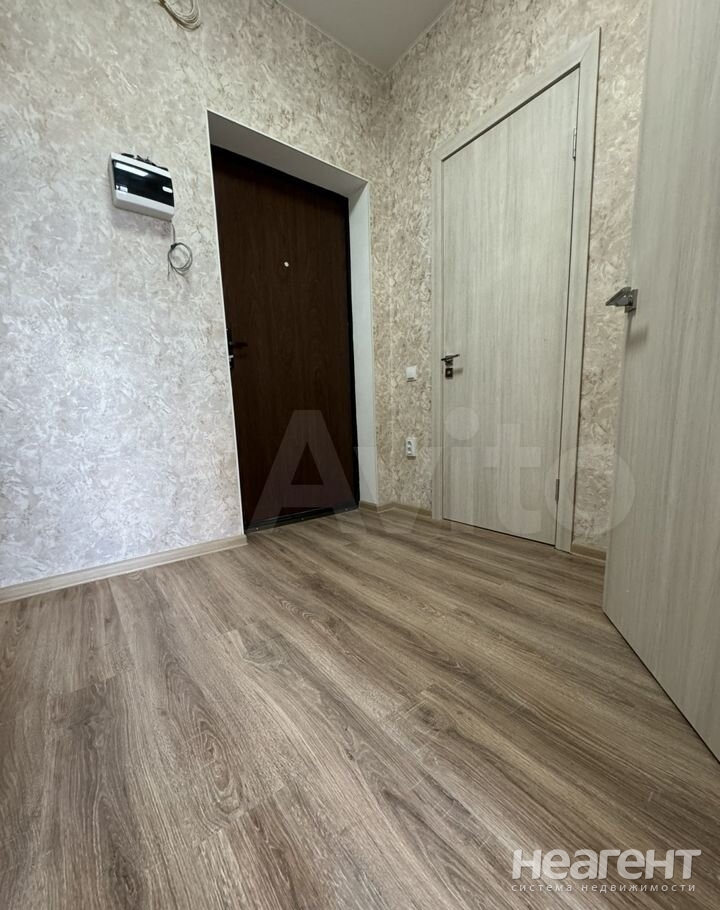 Продается 1-комнатная квартира, 30 м²