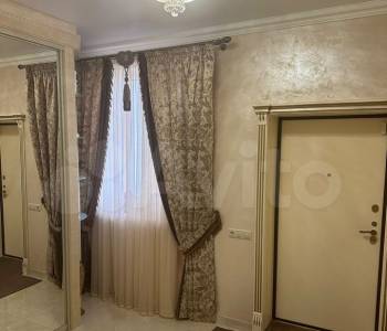 Продается Дом, 180 м²