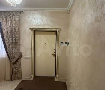 Продается Дом, 180 м²