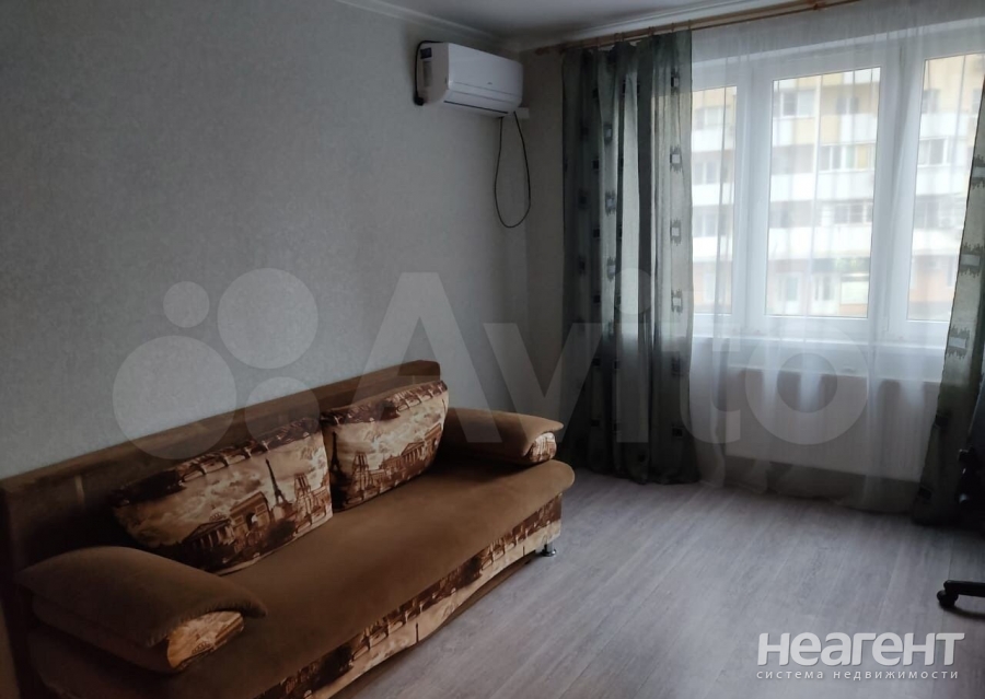 Сдается 2-х комнатная квартира, 38 м²