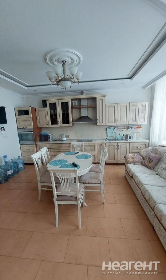 Продается 3-х комнатная квартира, 95 м²