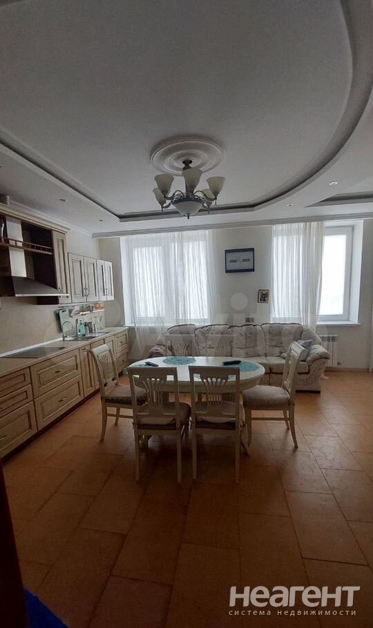 Продается 3-х комнатная квартира, 95 м²