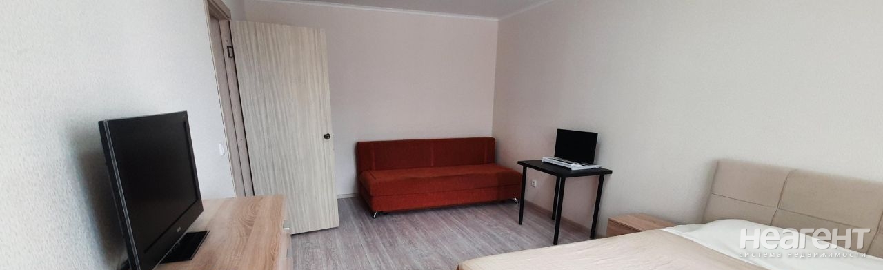 Сдается 1-комнатная квартира, 40 м²