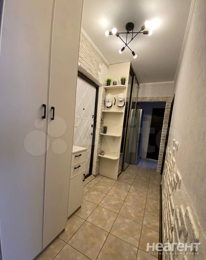 Продается 2-х комнатная квартира, 54 м²