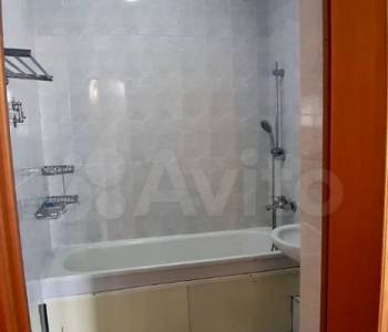 Продается 1-комнатная квартира, 60,1 м²