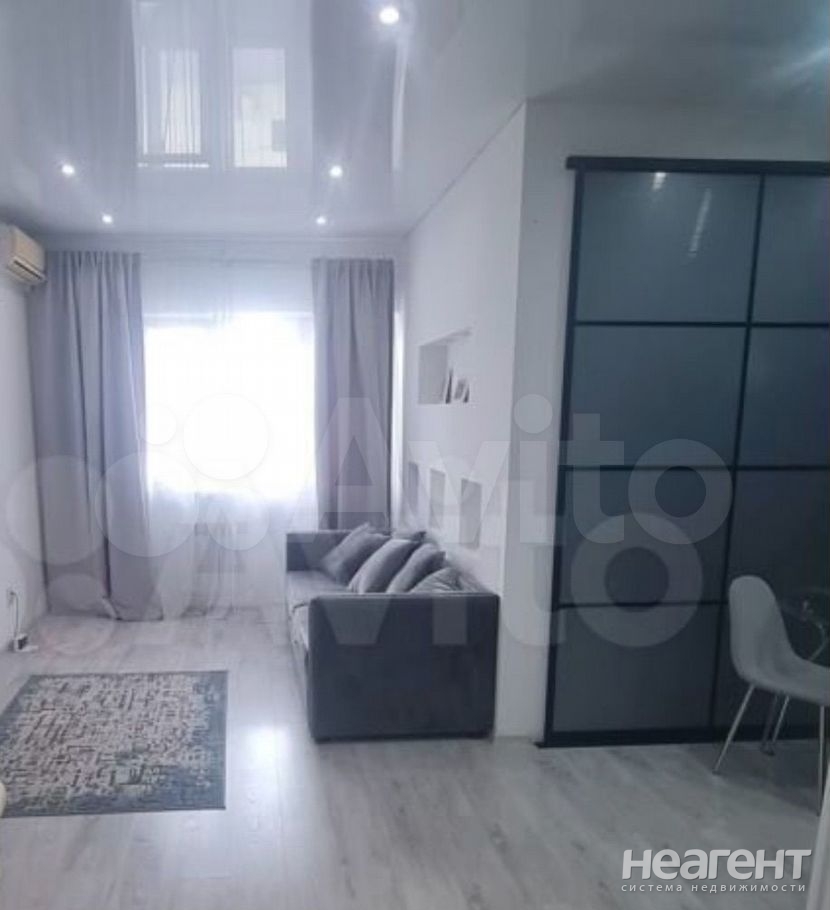 Продается 1-комнатная квартира, 40 м²