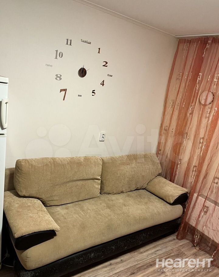 Продается 1-комнатная квартира, 32 м²