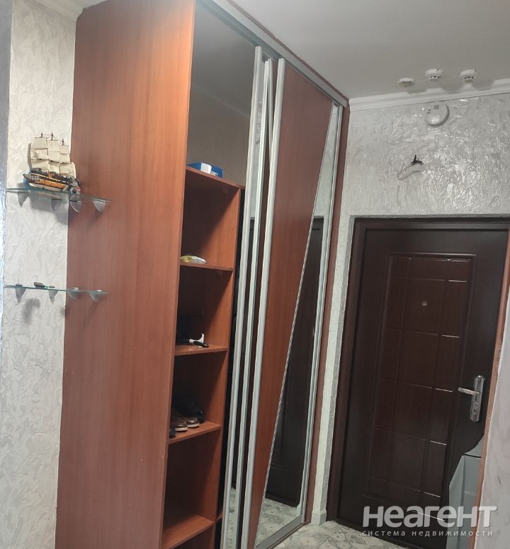 Сдается 2-х комнатная квартира, 60 м²