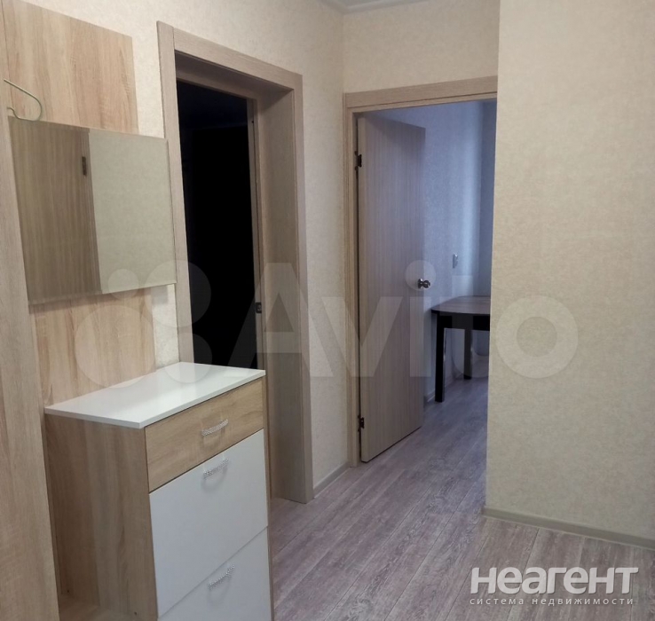 Продается 1-комнатная квартира, 39 м²