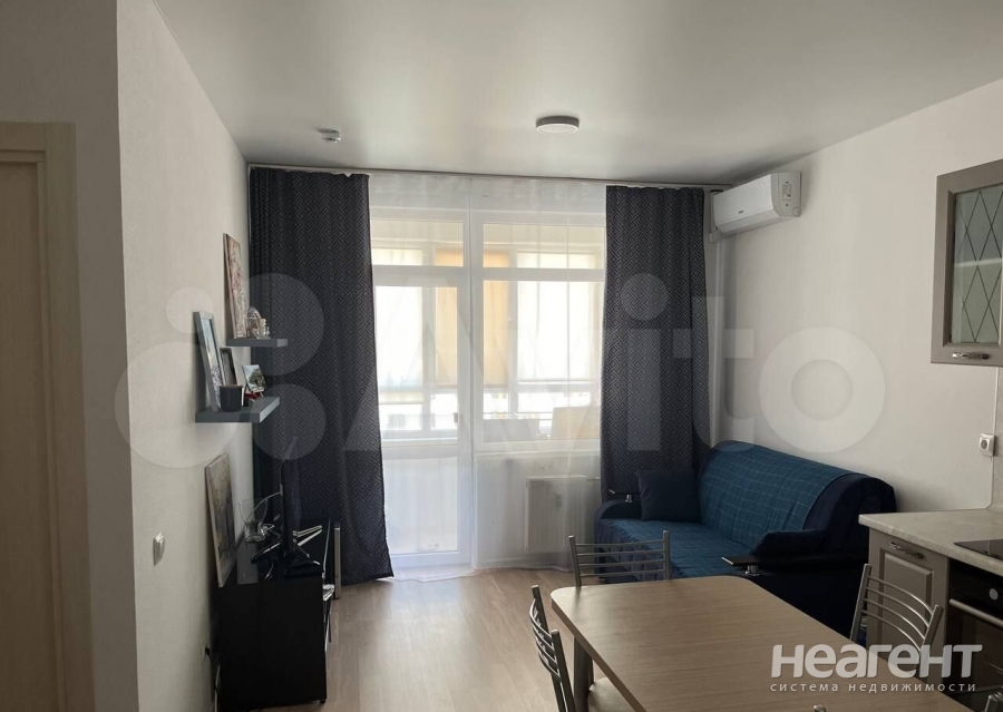 Продается 1-комнатная квартира, 35 м²