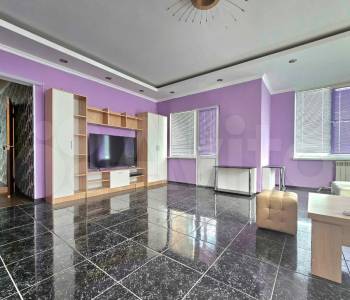 Продается 2-х комнатная квартира, 76 м²