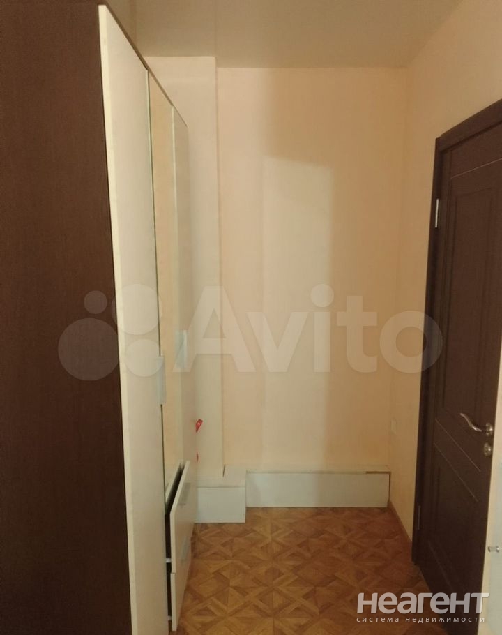 Продается 1-комнатная квартира, 40,4 м²