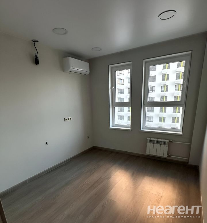 Продается 1-комнатная квартира, 36 м²