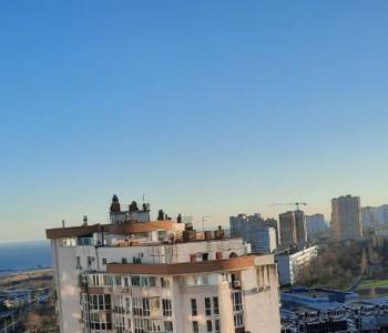 Продается 1-комнатная квартира, 42 м²