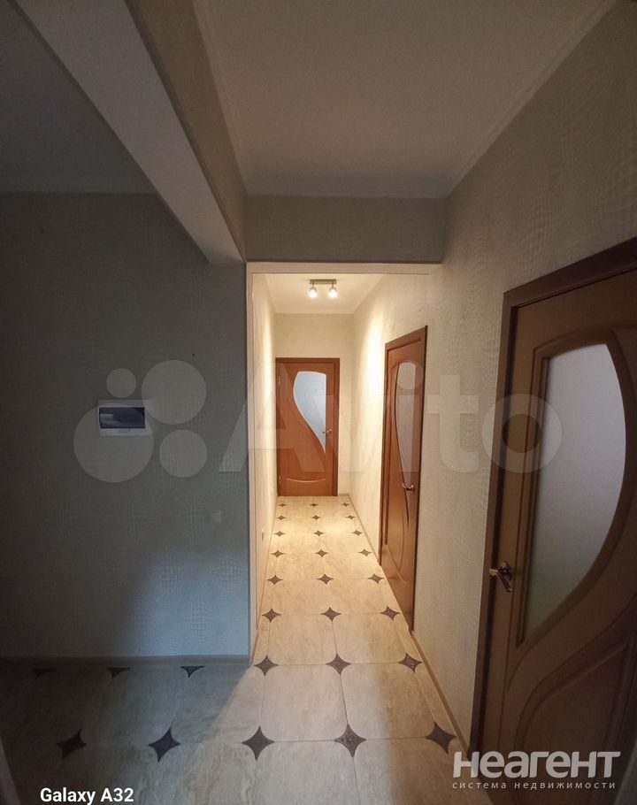 Сдается 2-х комнатная квартира, 65 м²