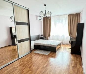 Продается 2-х комнатная квартира, 70 м²