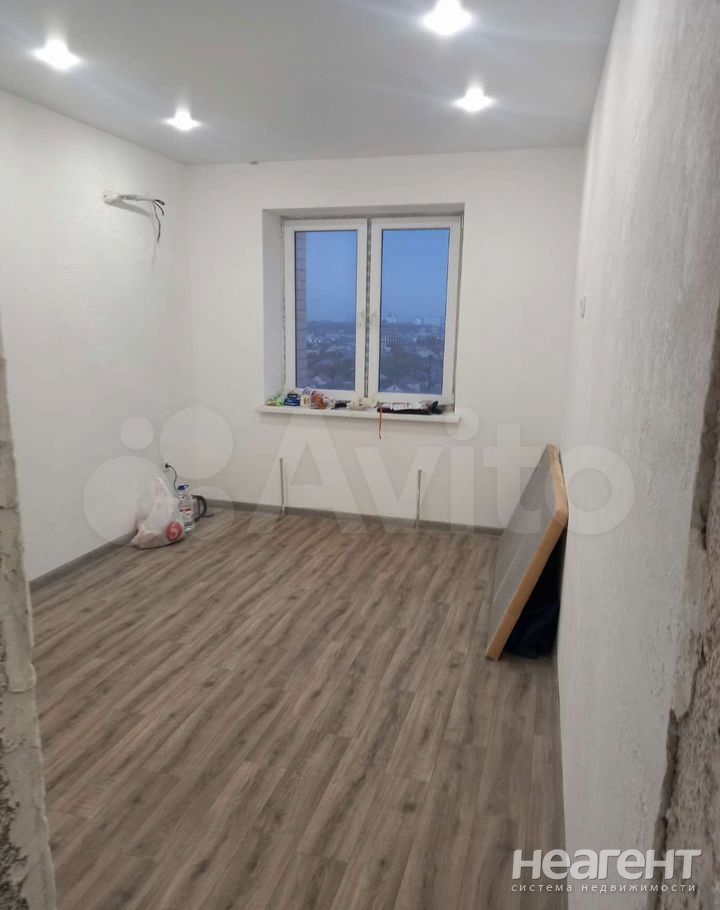 Продается 1-комнатная квартира, 36 м²