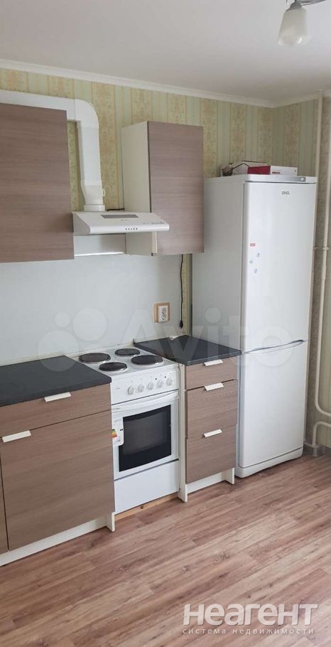 Сдается 1-комнатная квартира, 39 м²