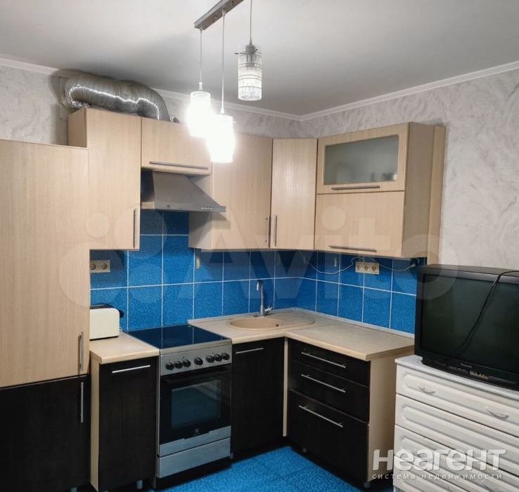 Продается 1-комнатная квартира, 38 м²