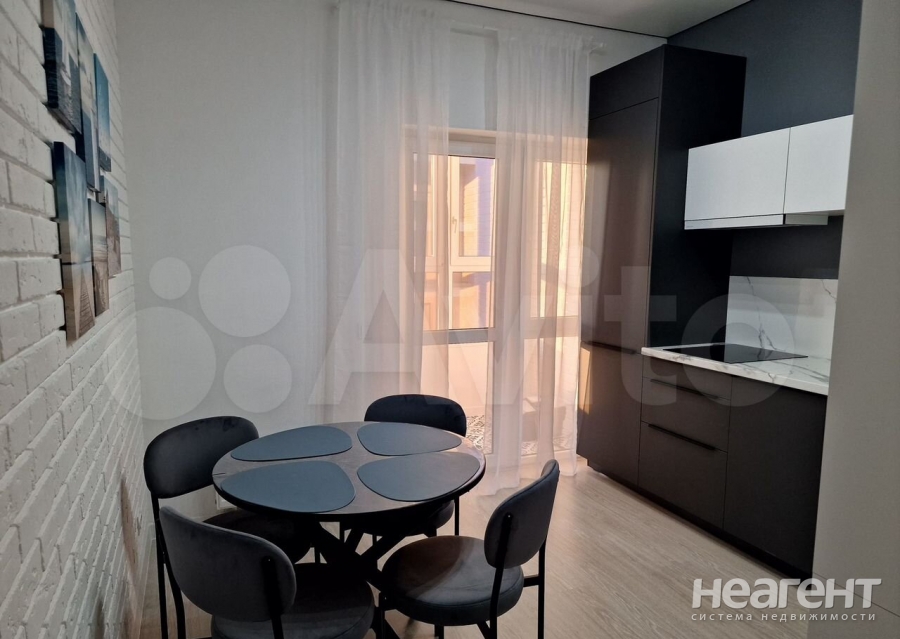 Продается 1-комнатная квартира, 36,5 м²