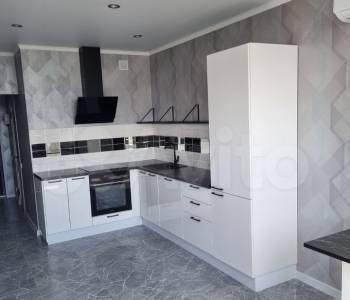 Продается 1-комнатная квартира, 43 м²