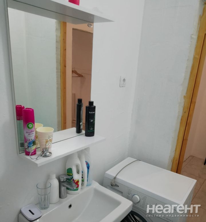 Сдается 1-комнатная квартира, 35 м²