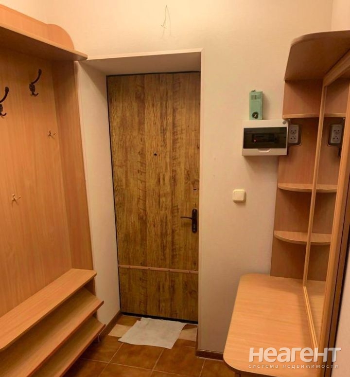 Продается 1-комнатная квартира, 37 м²