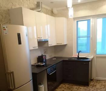 Сдается 1-комнатная квартира, 40 м²