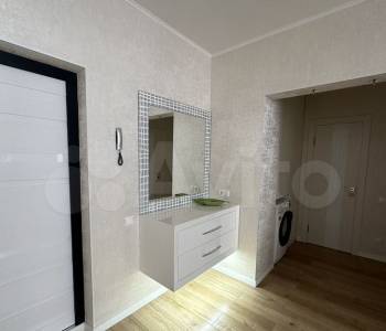 Сдается 2-х комнатная квартира, 104 м²