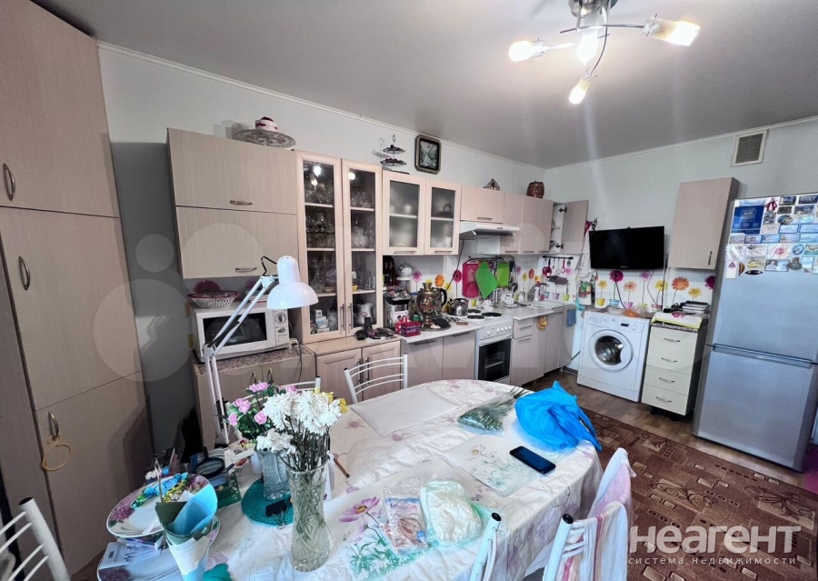 Продается 2-х комнатная квартира, 64,7 м²