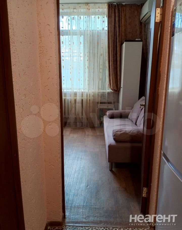 Продается 1-комнатная квартира, 16 м²