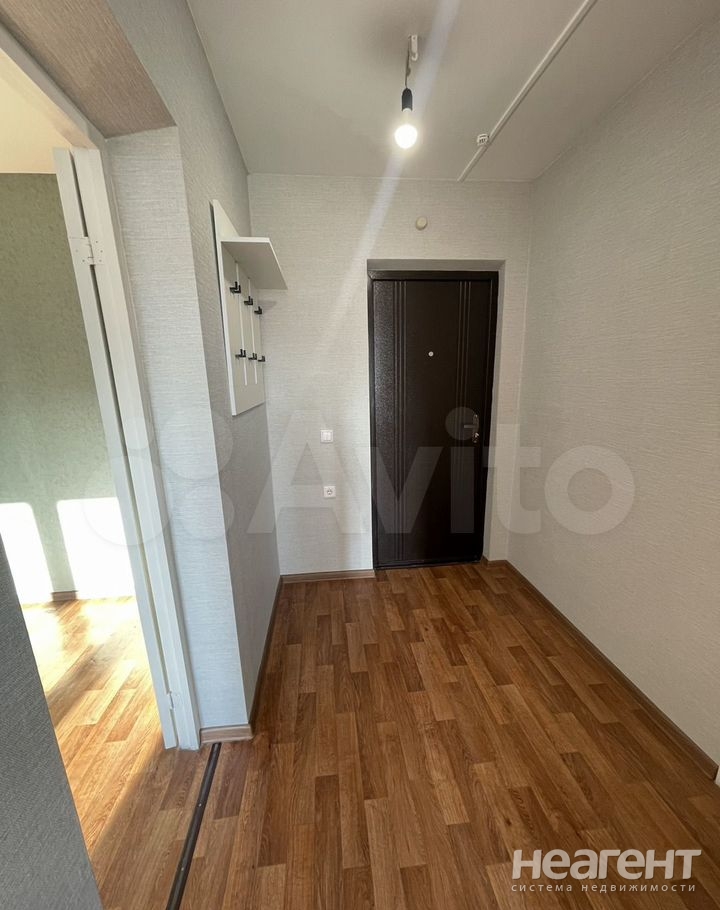 Сдается 1-комнатная квартира, 39 м²