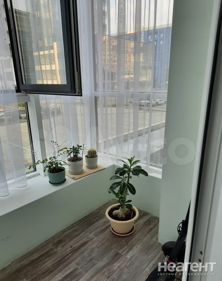 Продается 2-х комнатная квартира, 104 м²