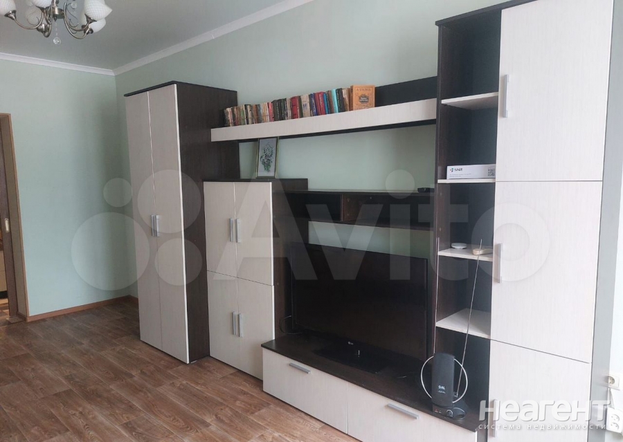 Сдается 2-х комнатная квартира, 64 м²