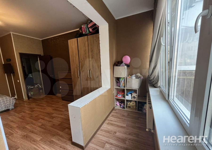 Продается 1-комнатная квартира, 50 м²