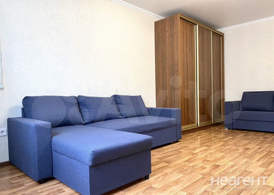 Сдается 1-комнатная квартира, 40 м²