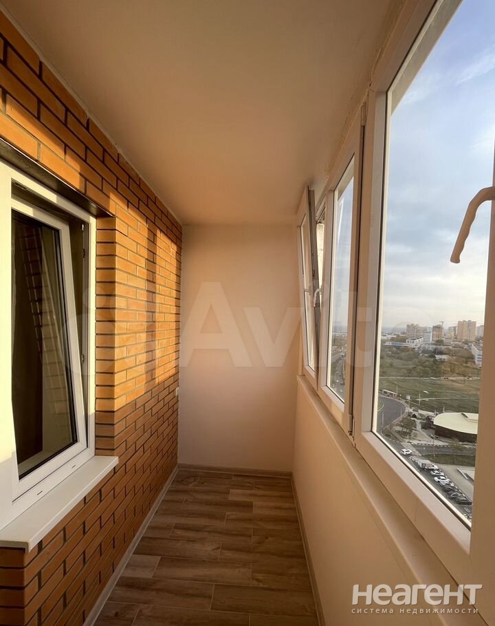 Сдается 1-комнатная квартира, 40 м²