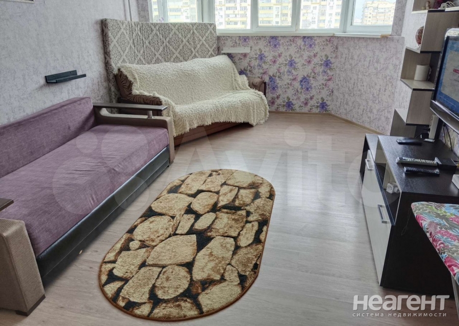 Сдается 1-комнатная квартира, 51 м²