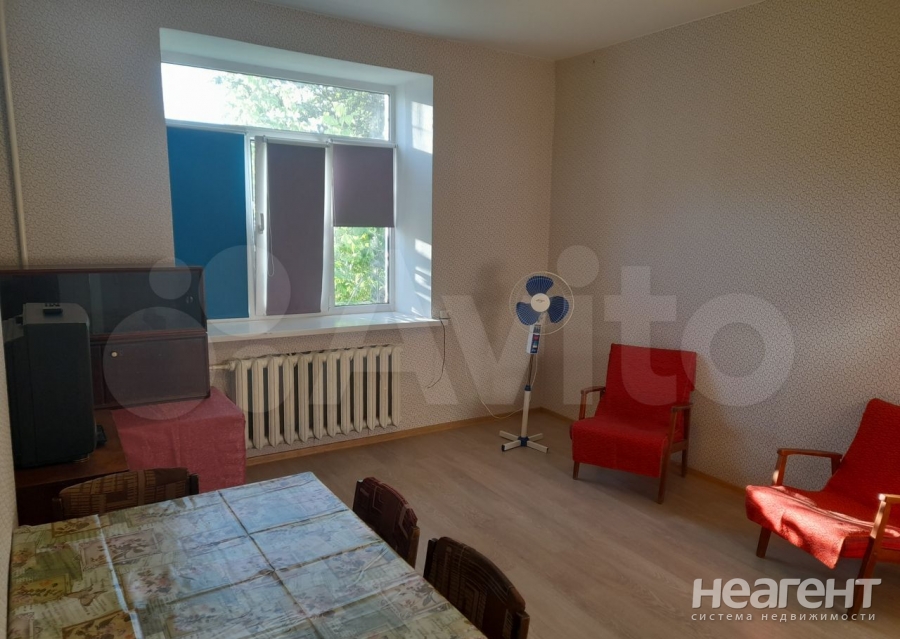 Сдается 1-комнатная квартира, 35 м²