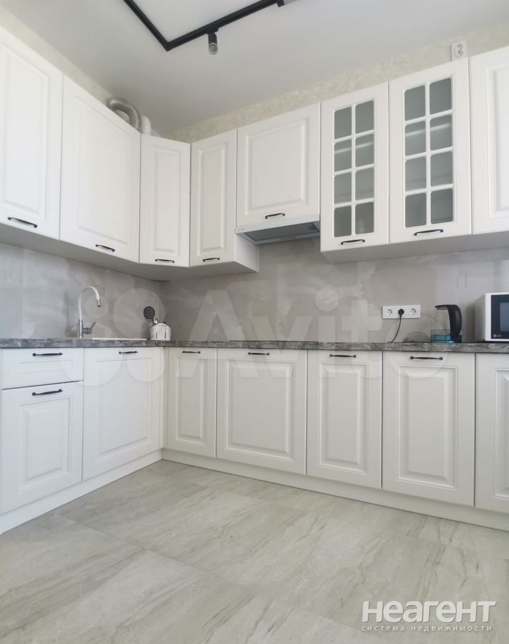 Продается 1-комнатная квартира, 47,2 м²