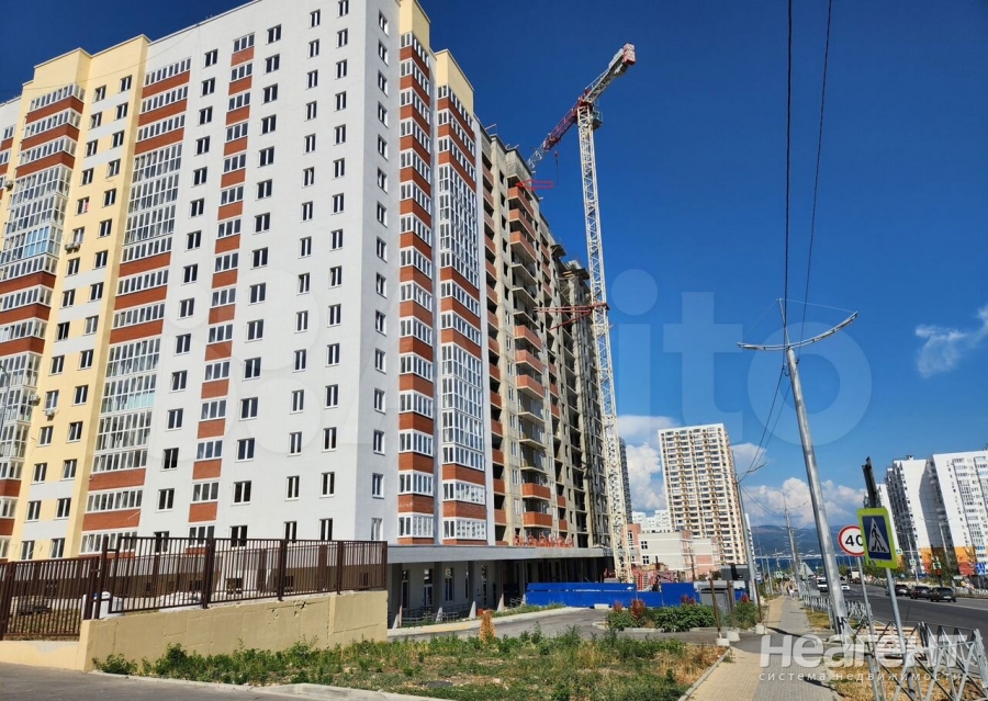 Продается 1-комнатная квартира, 38 м²