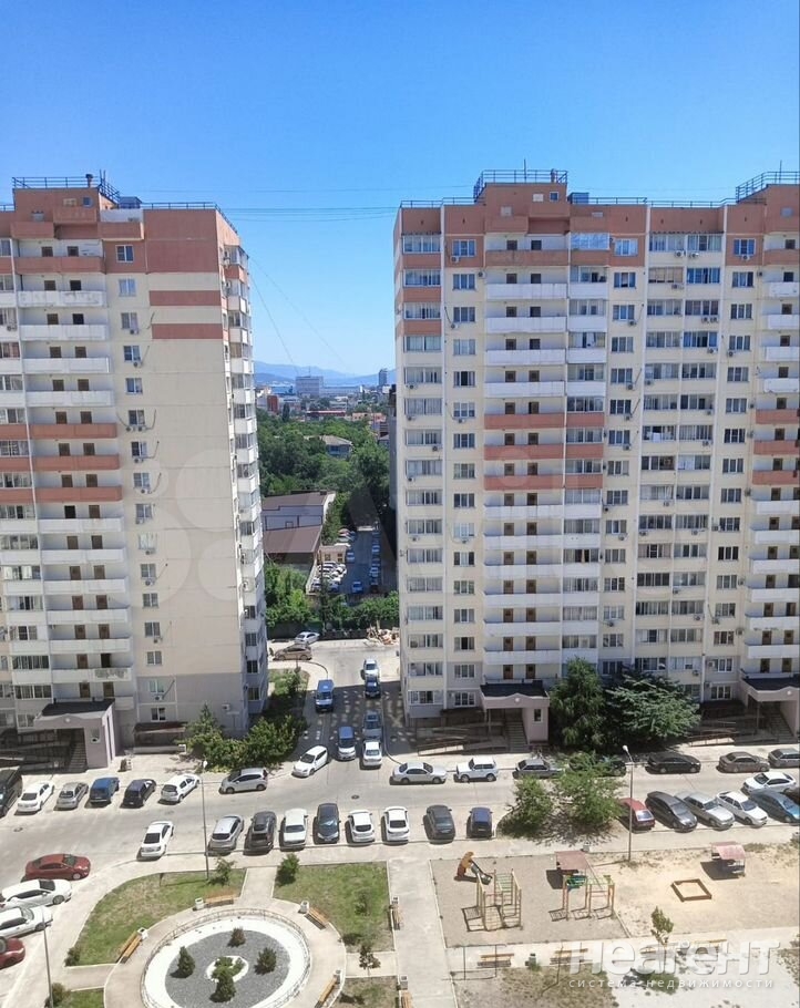 Продается 1-комнатная квартира, 38 м²