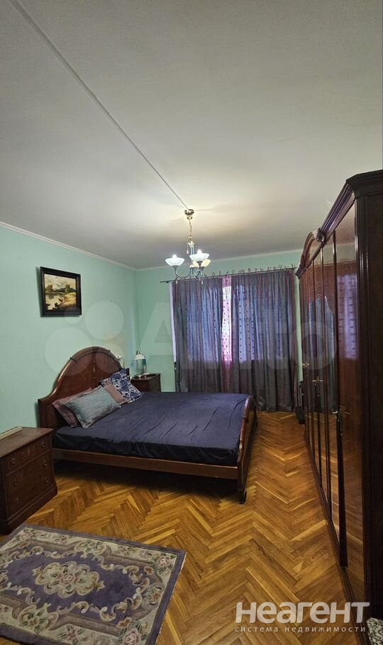 Продается 3-х комнатная квартира, 64 м²