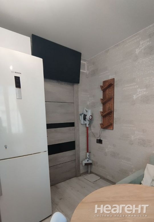 Продается 1-комнатная квартира, 38,3 м²