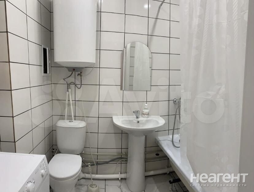 Продается 1-комнатная квартира, 32,9 м²