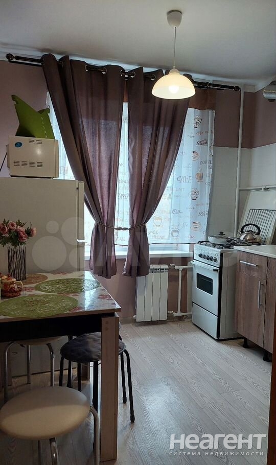 Сдается 1-комнатная квартира, 33 м²