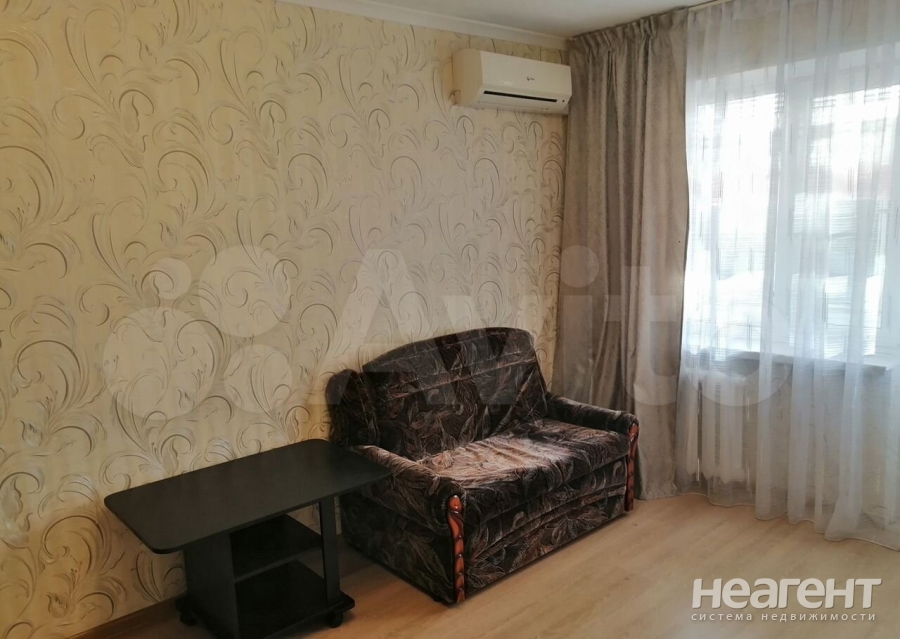 Сдается 1-комнатная квартира, 30 м²