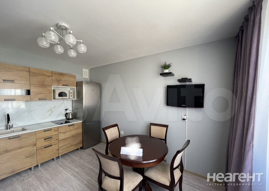 Сдается 1-комнатная квартира, 38 м²