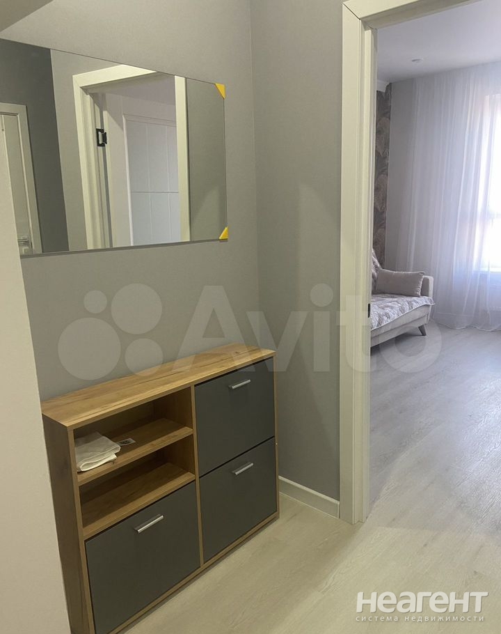 Сдается 1-комнатная квартира, 37 м²